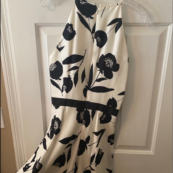 Ann Taylor floral dress - Picture 4 of 6